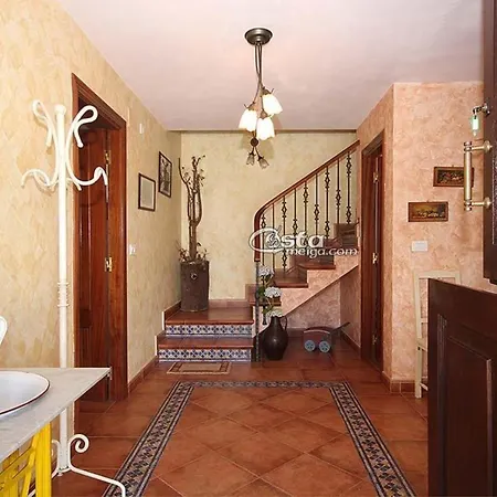 House - 3 Bedrooms - 04954 度假居 *